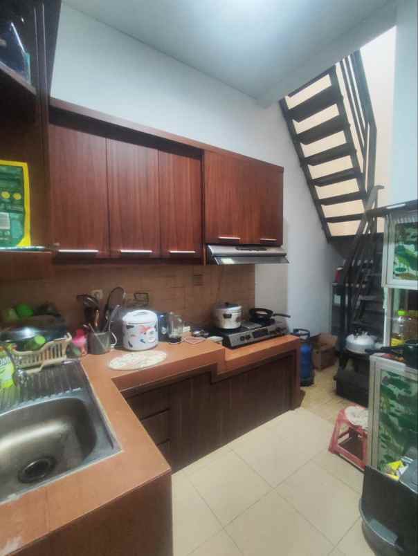 dijual rumah kalibata