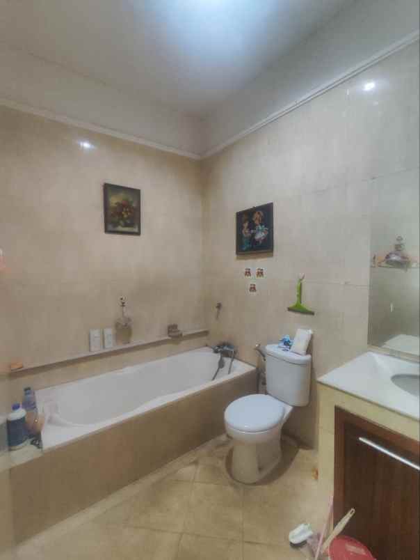 dijual rumah kalibata