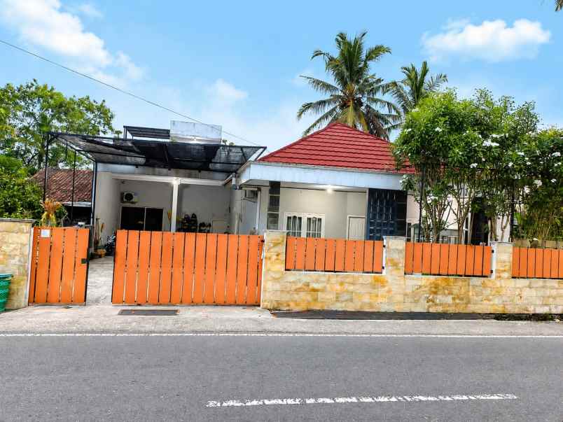 dijual rumah kampus uii