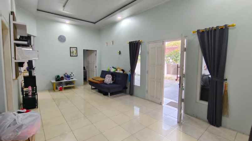 dijual rumah kampus uii