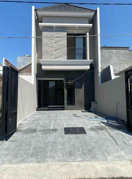 dijual rumah karah agung