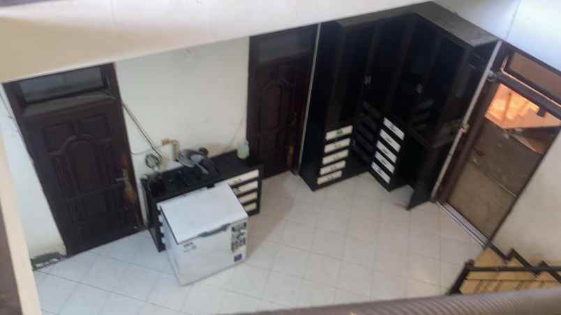 dijual rumah karang asem