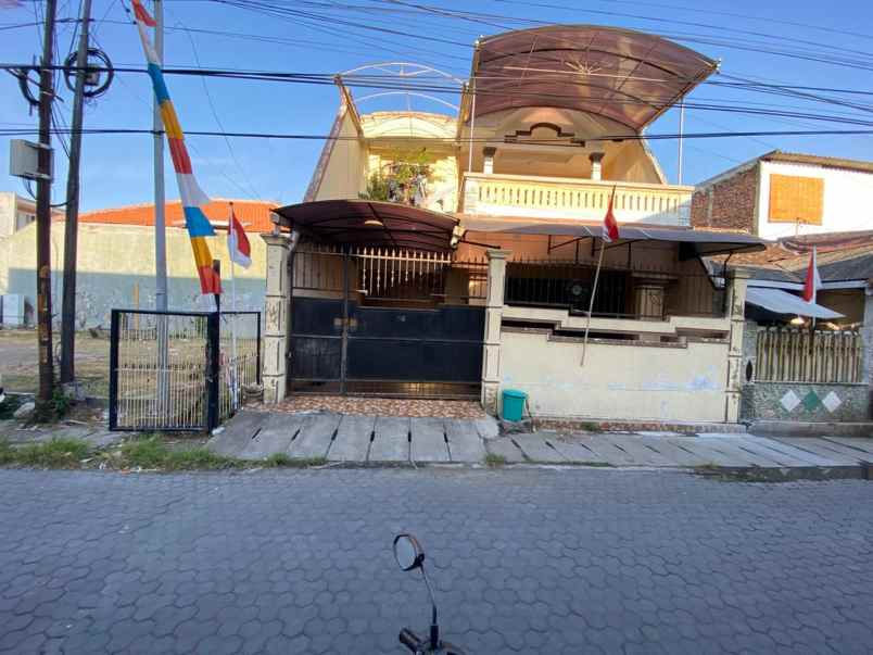 dijual rumah karang asem