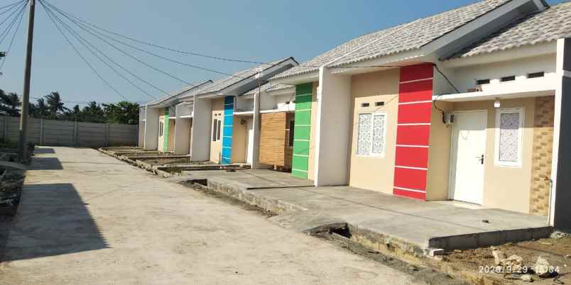dijual rumah kedung pengawas