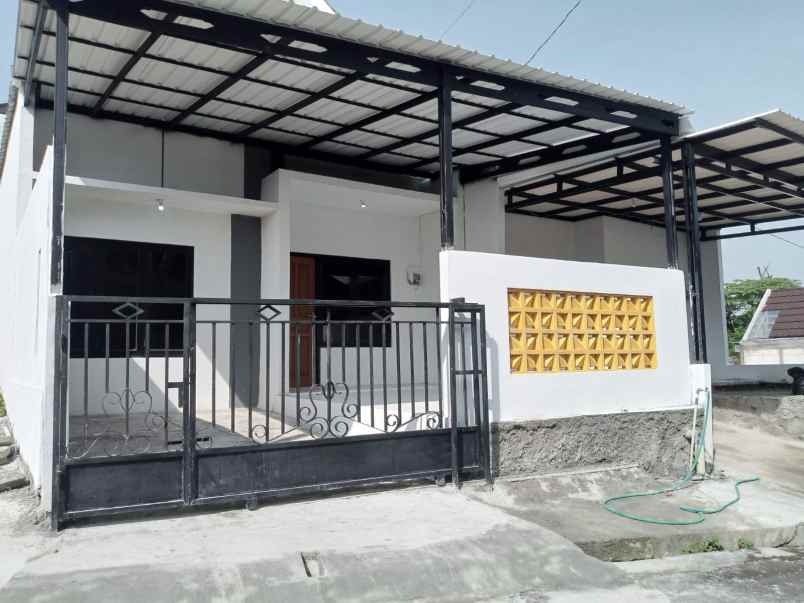 dijual rumah kedungmundu tembalang