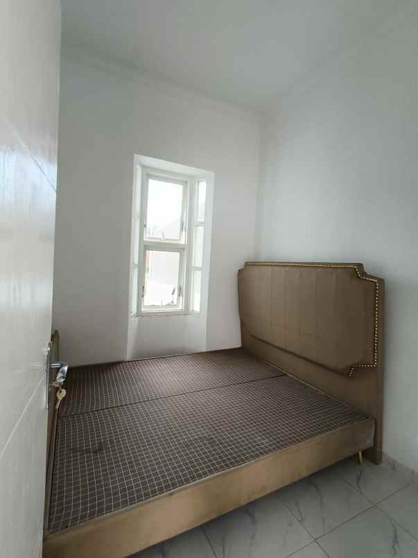 dijual rumah kedungrejo pakis malang