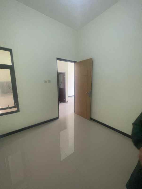 dijual rumah kedungrejo pakis malang