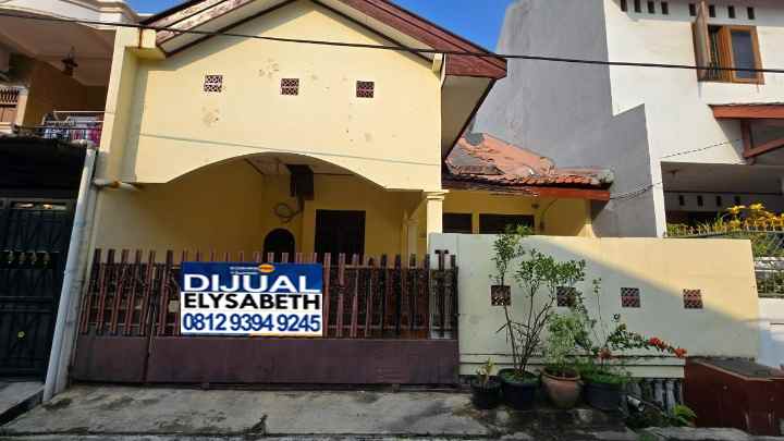 dijual rumah kelapa gading