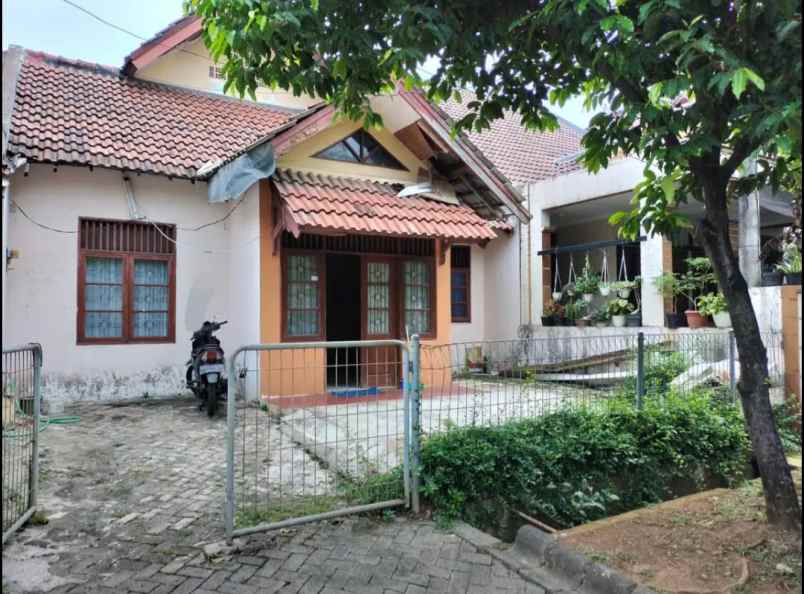 dijual rumah kemang pratama 2 bekasi