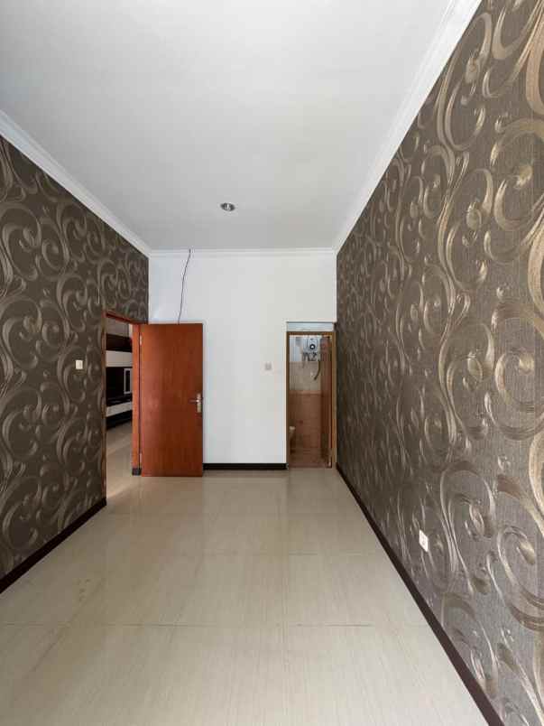 dijual rumah komp leuwi anyar leuwi