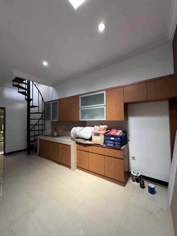 dijual rumah komp leuwi anyar leuwi