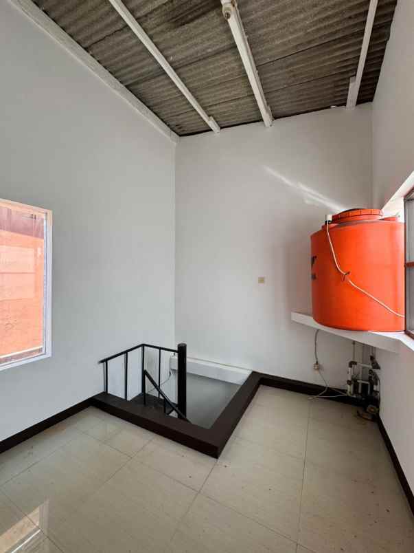 dijual rumah komp leuwi anyar leuwi