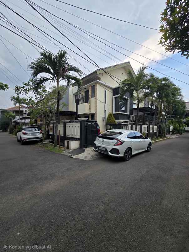 dijual rumah komplek billymoon pondok