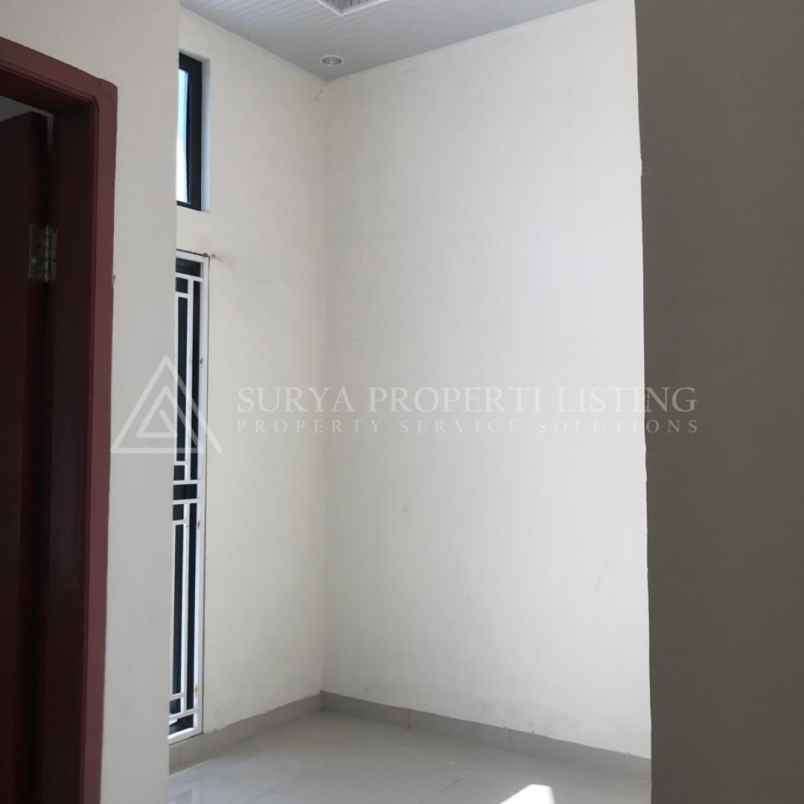 dijual rumah komplek cluster sayana medan johor