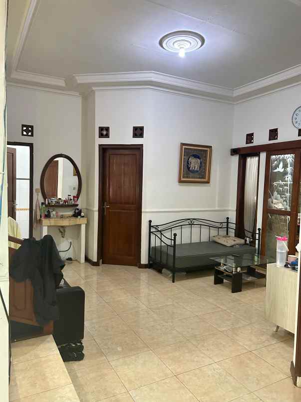 dijual rumah komplek kiarasari asri bandung