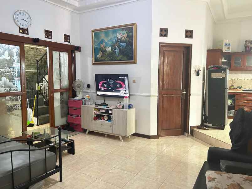 dijual rumah komplek kiarasari asri bandung