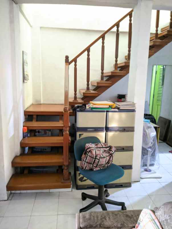 dijual rumah komplek pemda pondok