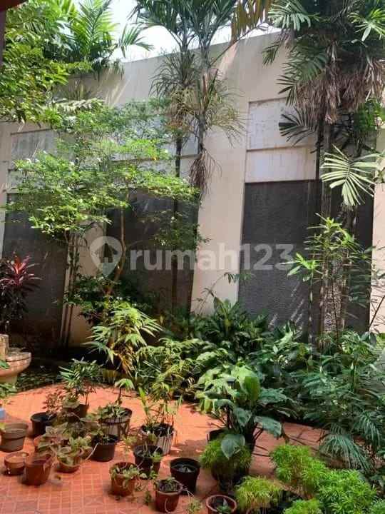 dijual rumah komplek pemda pondok