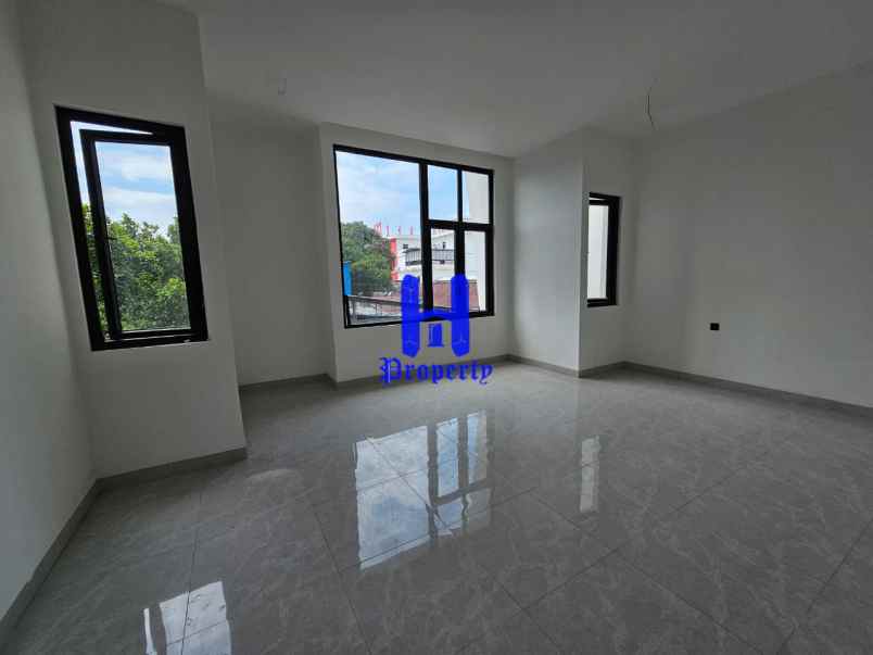 dijual rumah komplek rukun mas jalan