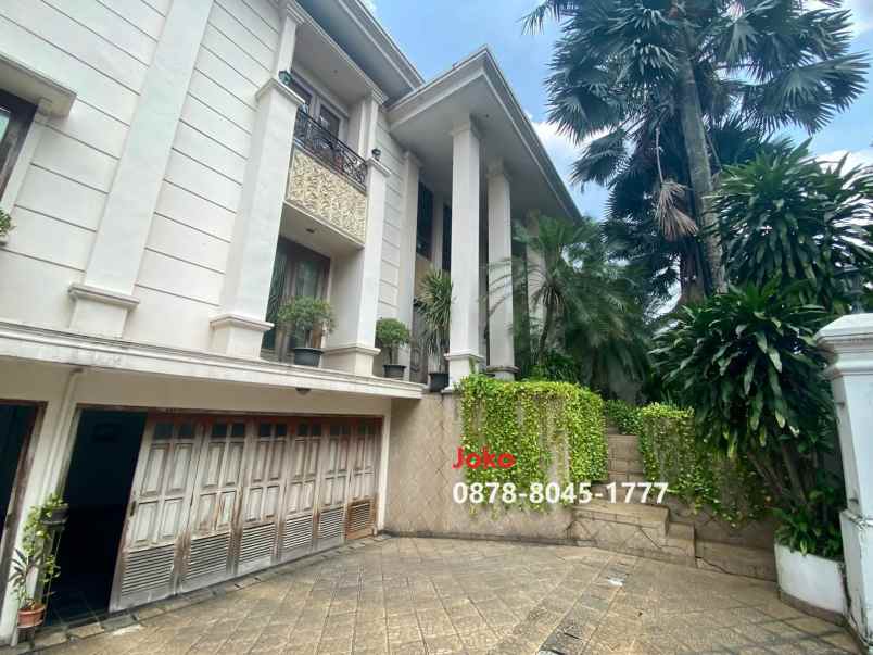 dijual rumah komplek widya chandra