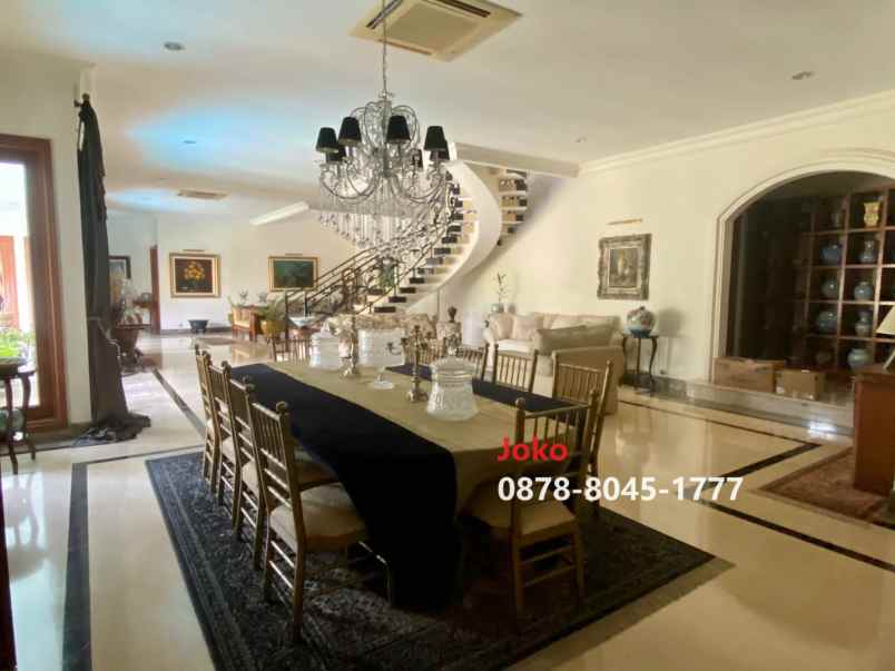 dijual rumah komplek widya chandra