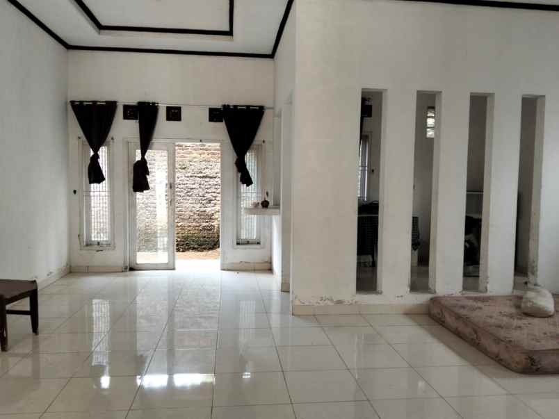 dijual rumah kp kadudampit tenjolaut