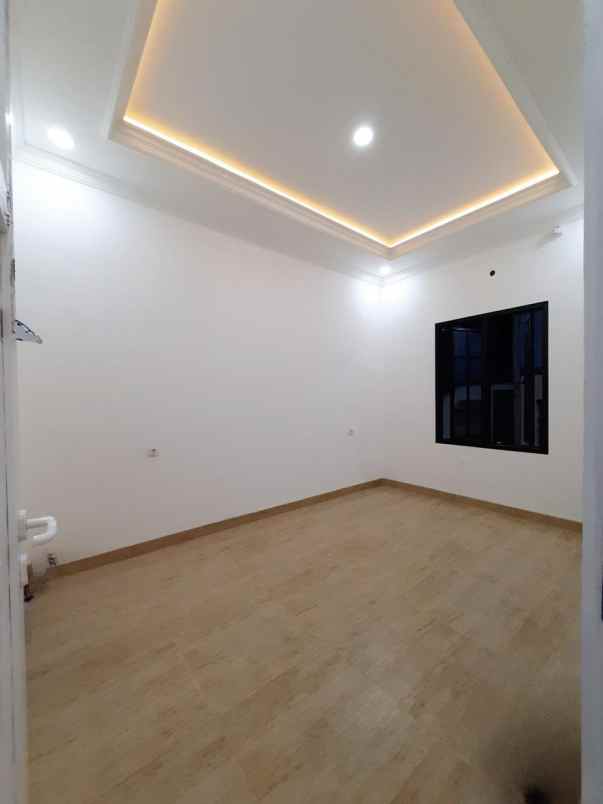 dijual rumah kukusan depok jawa barat