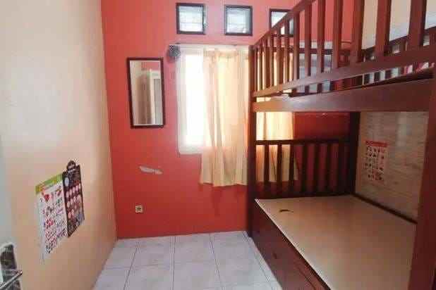 dijual rumah larangan