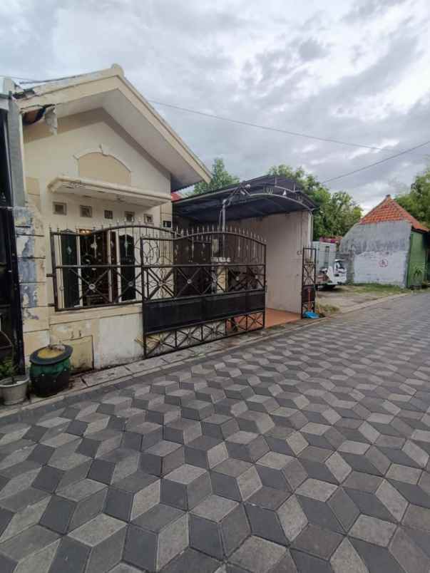 dijual rumah lebak rejo