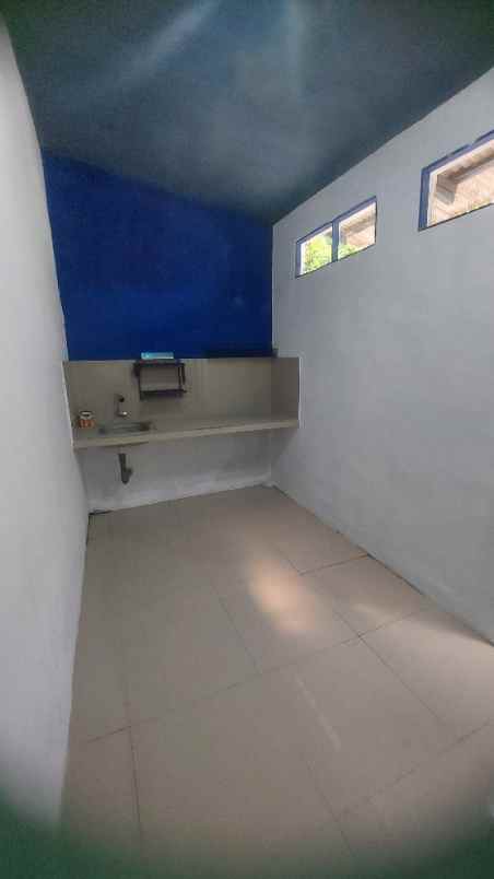 dijual rumah lemah gempal
