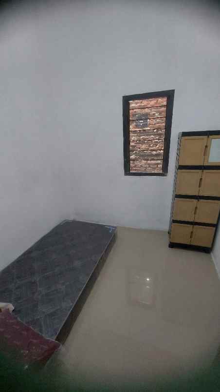 dijual rumah lemah gempal