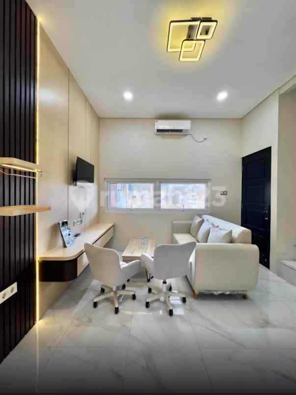 dijual rumah limo depok