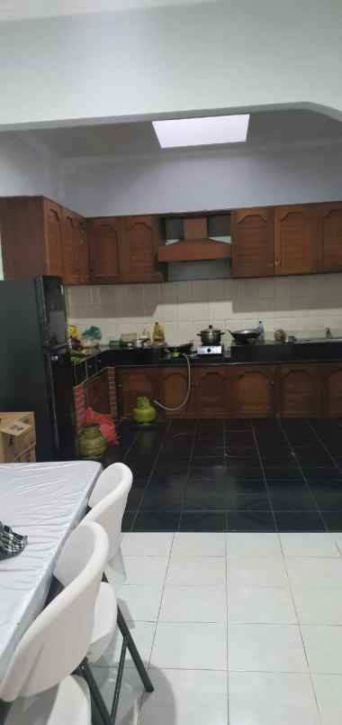 dijual rumah lokasi pbi araya malang