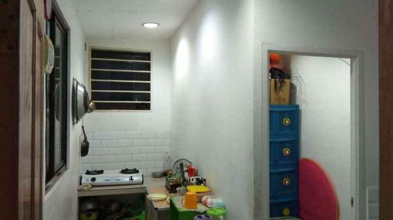 dijual rumah lokasi super strategis di gandaria utara