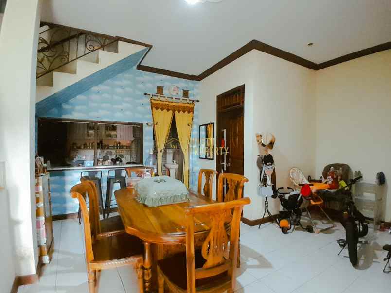 dijual rumah maguwoharjo depok sleman