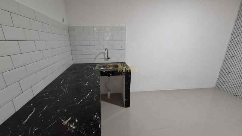 dijual rumah maguwoharjo kec depok kab