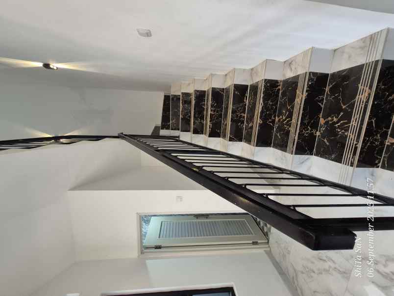 dijual rumah mampang pancoran mas depok