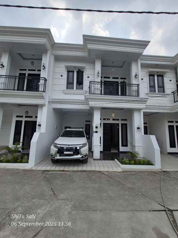 dijual rumah mampang pancoran mas depok
