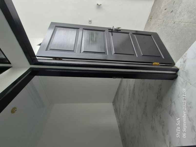 dijual rumah mampang pancoran mas depok