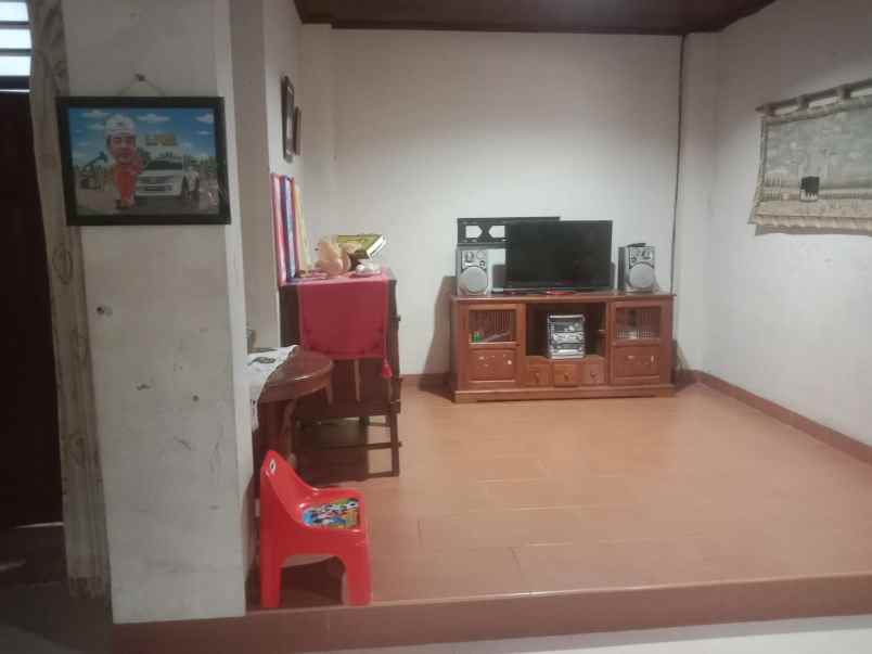 dijual rumah mampang pancoran mas depok