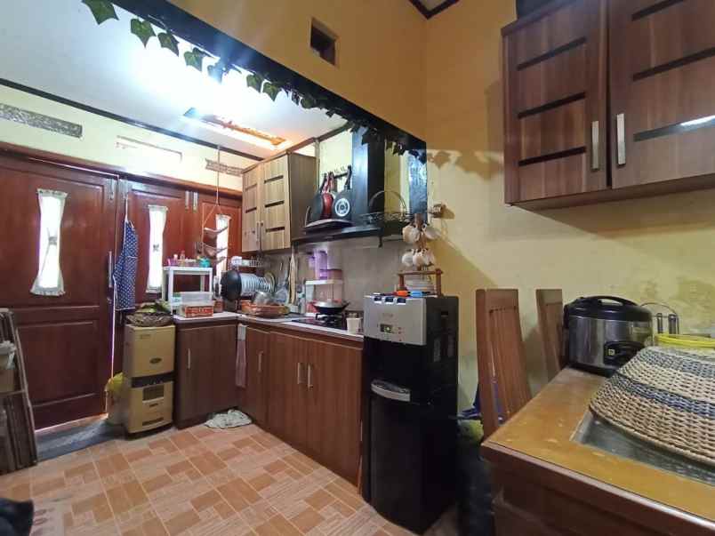 dijual rumah margahayu