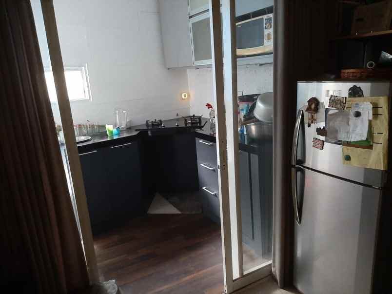 dijual rumah megapolitan cinere estate