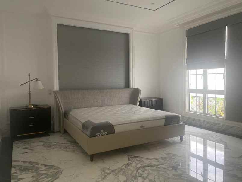 dijual rumah menteng