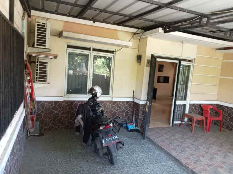 dijual rumah metland cileungsi