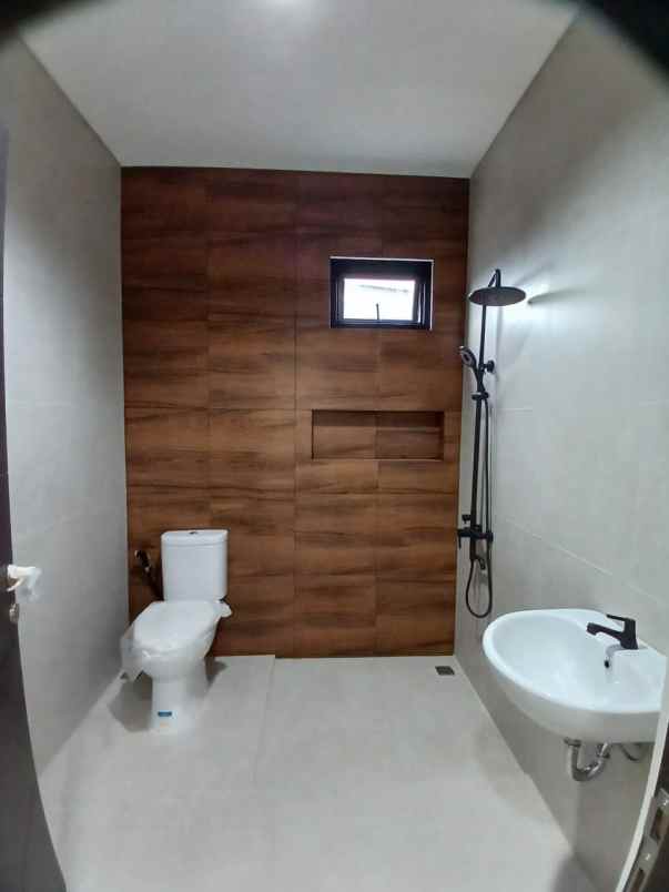 dijual rumah minimalis modern dekat lrt harjamukti