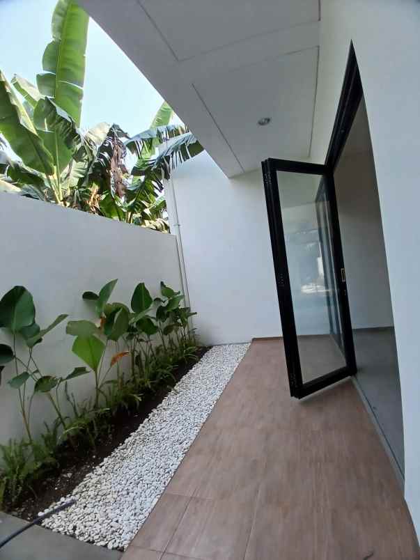 dijual rumah minimalis modern dekat lrt harjamukti