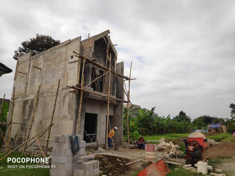 dijual rumah mulyaharja