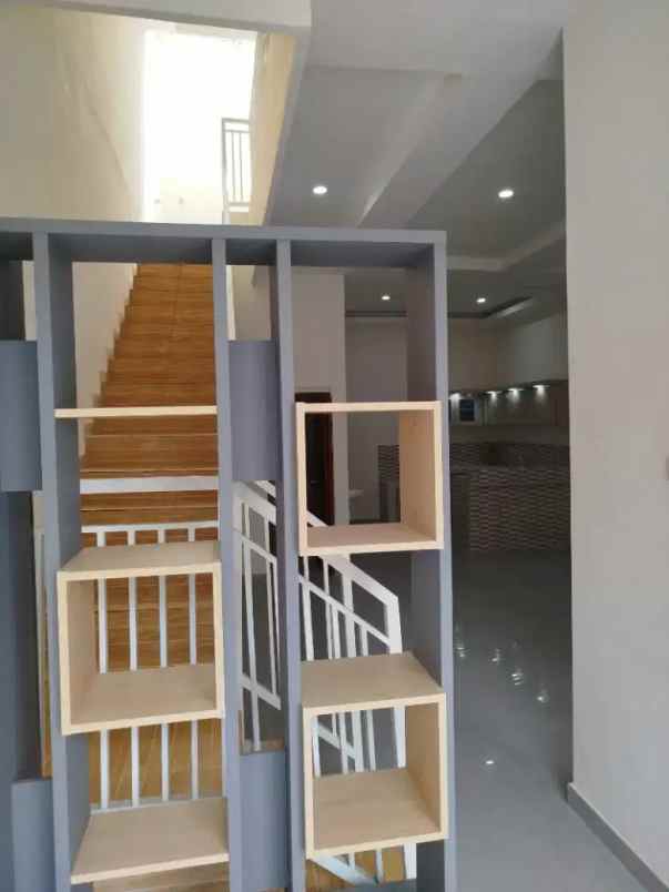 dijual rumah mulyosari utara surabaya new