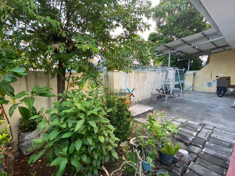 dijual rumah nirwana eksekutif