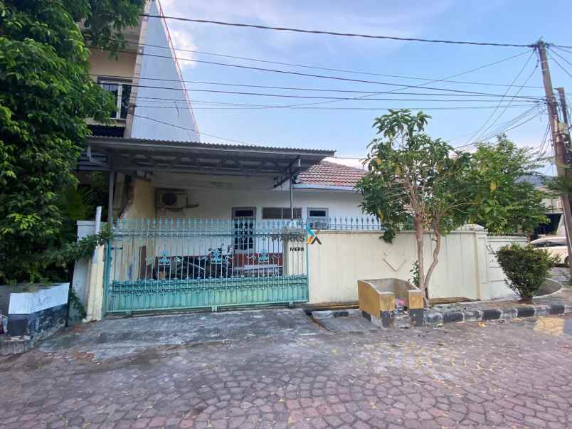 dijual rumah nirwana eksekutif